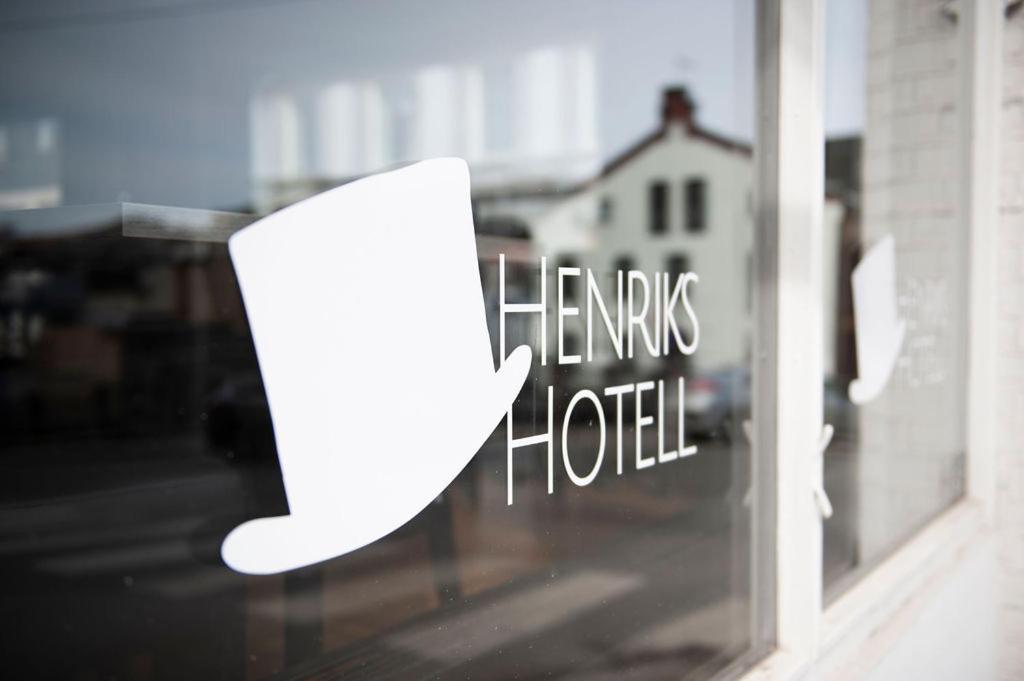 Henriks Hotell Skien Exterior photo