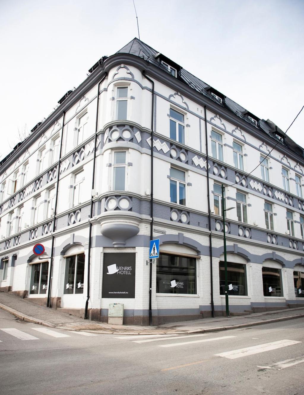 Henriks Hotell Skien Exterior photo